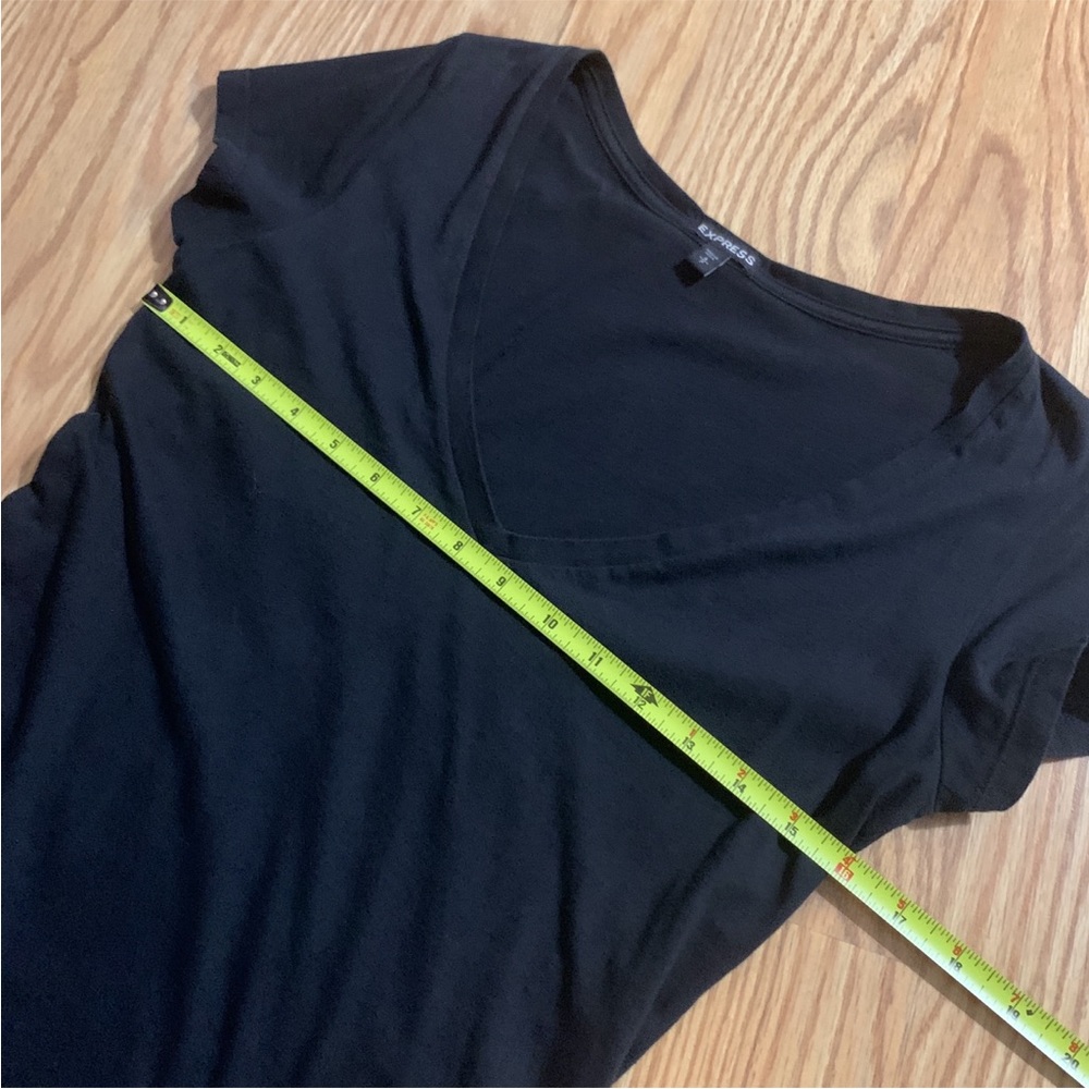 Express Basic V-Neck Tee - image 8